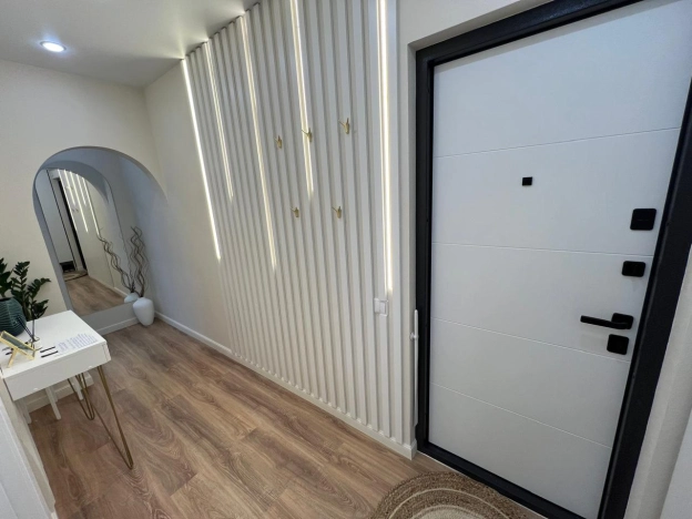 Купить квартиру в Москве. Вариант № 9445810, 33, площадь - квм, цена 18900000 рублей