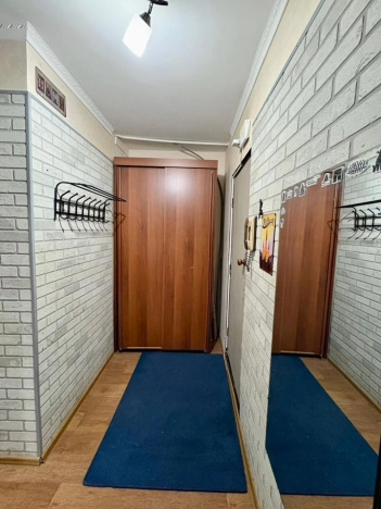 Купить квартиру в Москве. Вариант № 10429741, 20, площадь -  квм, цена 15000000 рублей