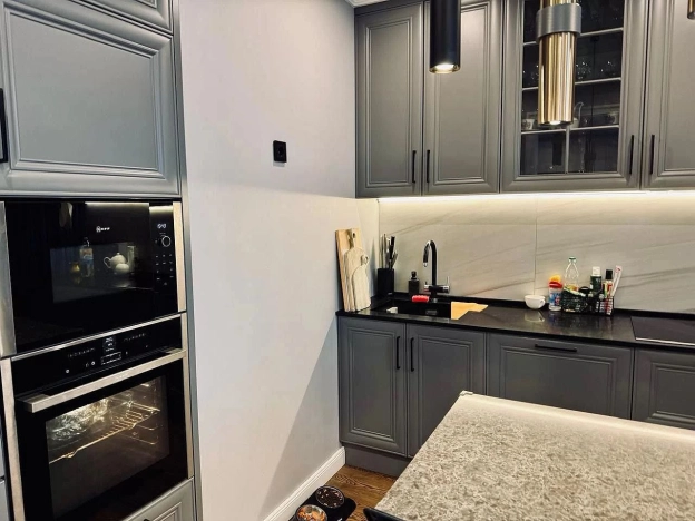 Купить четырехкомнатную квартиру у метро Тушинская в Москве. Вариант № 8300040, 9, площадь -  квм, цена 34000000 рублей