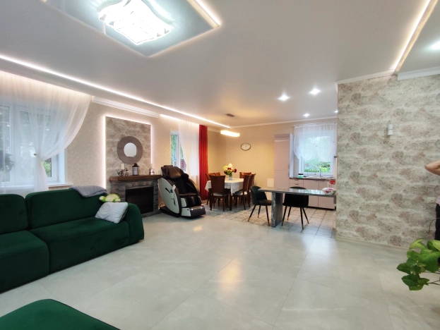 Купить дом в Москве. Вариант № 9242282, 4, площадь - квм, цена 17000000 рублей