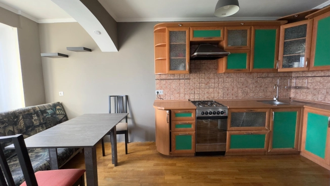 Купить однокомнатную квартиру в Омске. Вариант № 4140938, 8, площадь -  квм, цена 5700000 рублей