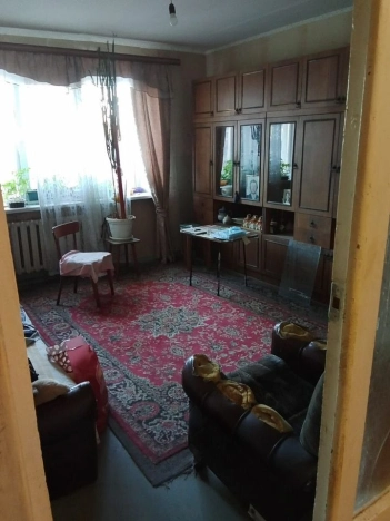 Купить трехкомнатную квартиру в Старом Осколе. Вариант № 9923944, 0, площадь -  квм, цена 4300000 рублей