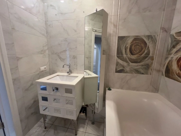 Купить квартиру в Москве. Вариант № 8113087, 15, площадь -  квм, цена 26000000 рублей