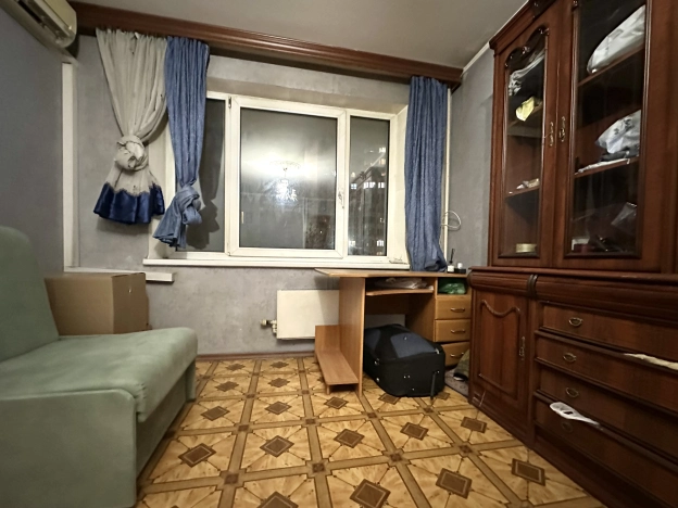 Купить квартиру в Москве. Вариант № 8017027, 4, площадь -  квм, цена 13200000 рублей