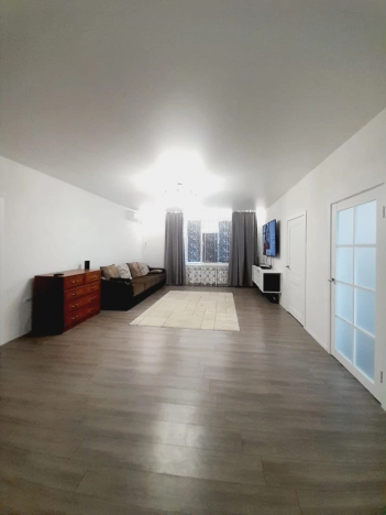 Купить дом на улице Хомутникова в Элисте. Вариант № 6315, 3, площадь -  квм, цена 8000000 рублей