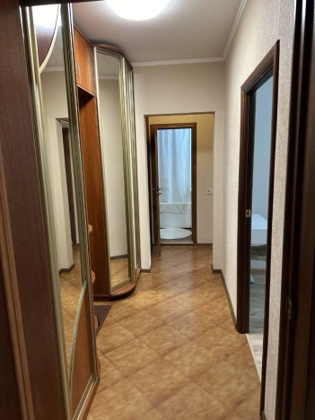 Купить квартиру в Москве. Вариант № 7857956, 3, площадь - квм, цена 30000000 рублей