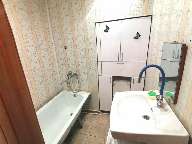 Купить квартиру на улице Революции 1905 года в Улан-Удэ. Вариант № 6706554, 7, площадь -  квм, цена 4700000 рублей