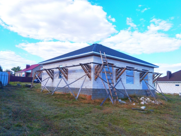 Купить дом на улице Везельская в Белгороде. Вариант № 4805719, 4, площадь -  квм, цена 4400000 рублей