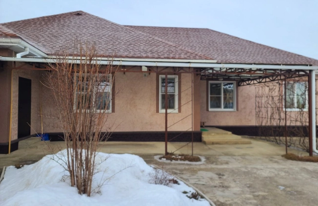 Купить дом в Белгороде. Вариант № 4950, 3, площадь -  квм, цена 10500000 рублей