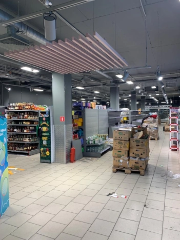 Снять торговые помещения в Микрорайоне Богдана Хмельницкого в Новосибирске. Вариант № 275077, 3, площадь -  квм, цена 1150750 рублей