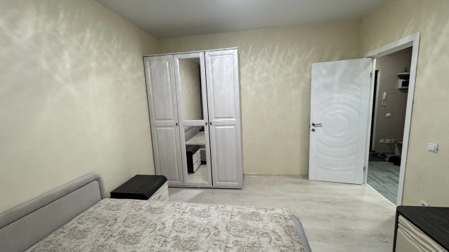 Снять квартиру на улице Олега Кошевого в Калининграде. Вариант № 9901430, 2, площадь -  квм, цена 30000 рублей