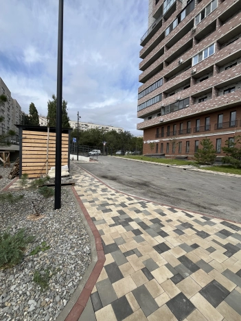 Купить однокомнатную квартиру на улице Полоненко в Волгограде. Вариант № 5561158, 1, площадь -  квм, цена 5800000 рублей