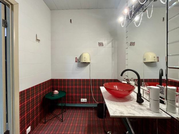 Купить коммерческую недвижимость свободного назначения в Москве. Вариант № 10688470, 10, площадь - квм, цена 18190000 рублей