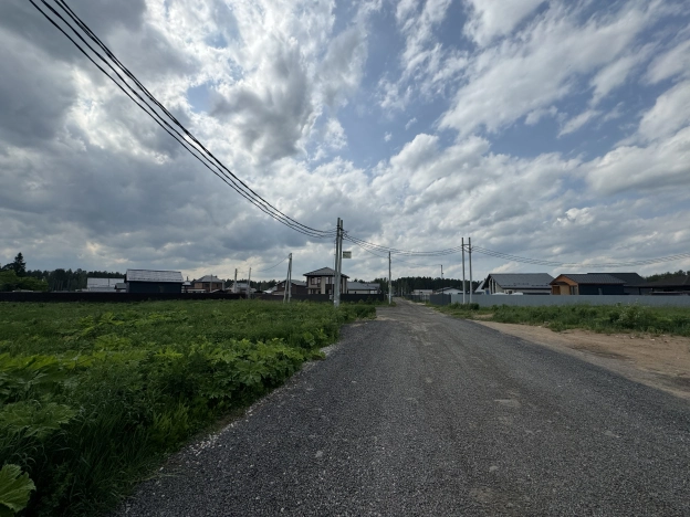 Купить земельный участок в Москве. Вариант № 49459, 10, площадь -  квм, цена 2400000 рублей