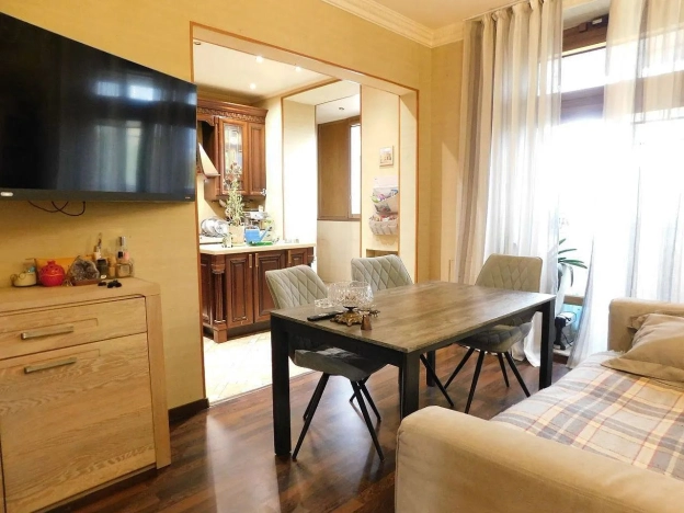 Купить квартиру в Москве. Вариант № 8107125, 3, площадь -  квм, цена 45000000 рублей