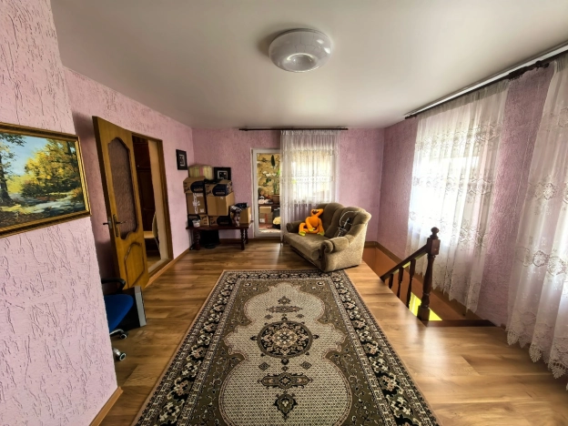 . Вариант № 32375, 19, площадь - 150 квм, цена 11350000 рублей