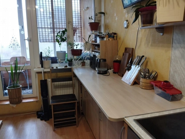 Купить двухкомнатную квартиру на улице Пыжёвский переулок в Москве. Вариант № 10091776, 4, площадь -  квм, цена 9750000 рублей