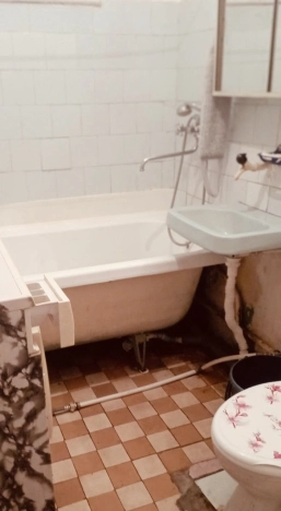 Купить однокомнатную квартиру на улице проспект Станке Димитрова в Брянске. Вариант № 38724, 4, площадь -  квм, цена 2000000 рублей