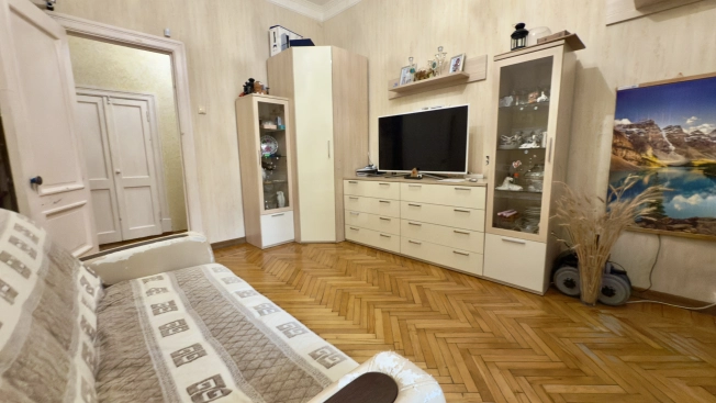 Купить квартиру в Москве. Вариант № 6182686, 3, площадь -  квм, цена 20500000 рублей