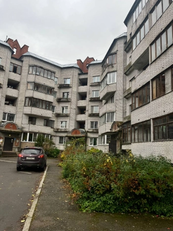 Купить двухкомнатную квартиру в Ленинградской области. Вариант № 7661552, 37, площадь -  квм, цена 7990000 рублей