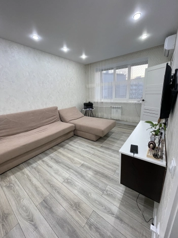 Купить однокомнатную квартиру в Приморском крае. Вариант № 5247470, 6, площадь -  квм, цена 6100000 рублей