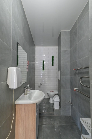 Купить коммерческую недвижимость свободного назначения в Ростове-на-Дону. Вариант № 1207127, 12, площадь -  квм, цена 28000000 рублей