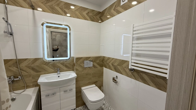 Купить двухкомнатную квартиру на улице Новгородская в Калининграде. Вариант № 40534, 3, площадь -  квм, цена 8790000 рублей