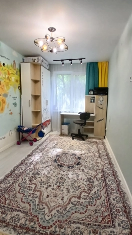 Купить квартиру на улице Машиностроителей в Орске. Вариант № 2006642, 4, площадь - квм, цена 5000000.0000 рублей
