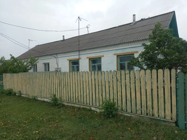 Купить дом на улице Луговая в Амурской области. Вариант № 48560, 0, площадь -  квм, цена 950000 рублей