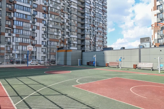 Купить однокомнатную квартиру в районе Октябрьский в Ростове-на-Дону. Вариант № 2501572, 10, площадь -  квм, цена 6500000 рублей