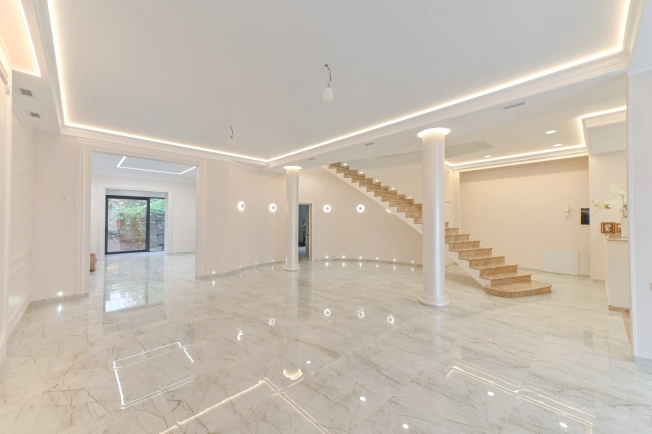 Купить дом на улице Гаккеля в Ростове-на-Дону. Вариант № 8179432, 3, площадь -  квм, цена 89000000 рублей