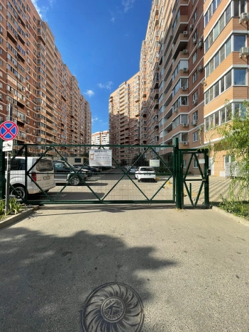 Купить квартиру на улице Кореновская в Краснодаре. Вариант № 11028, 28, площадь - квм, цена 9850000.0000 рублей