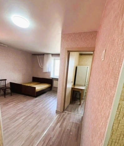 Купить квартиру на вторичке в Иркутске. Вариант № 3808095, 1, площадь -  квм, цена 3899900 рублей