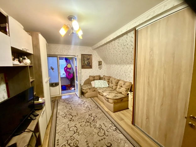 Купить четырехкомнатную квартиру в Калининграде. Вариант № 51662, 15, площадь -  квм, цена 10000000 рублей