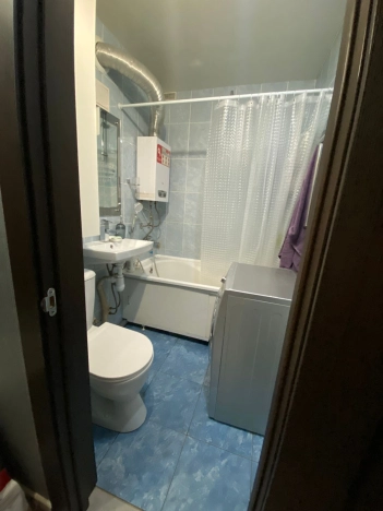 Купить однокомнатную квартиру в Волгограде. Вариант № 10168475, 8, площадь -  квм, цена 3400000 рублей