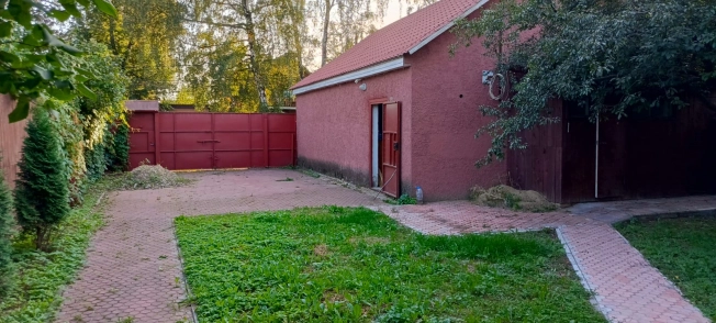 Купить дом в Москве. Вариант № 9128879, 9, площадь - квм, цена 10850000 рублей