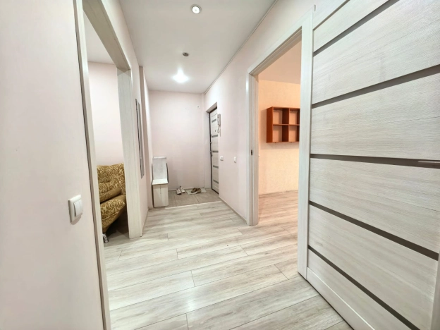 Купить трехкомнатную квартиру в Микрорайоне 8-й, Элиста в Элисте. Вариант № 9090985, 8, площадь -  квм, цена 6100000 рублей