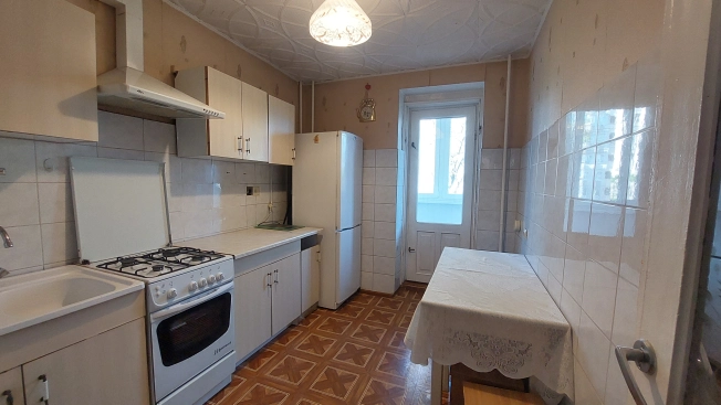 Купить трехкомнатную квартиру на улице Озёрная в Калининграде. Вариант № 45265, 17, площадь -  квм, цена 6700000 рублей