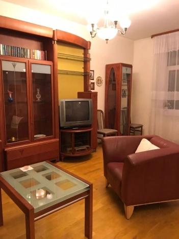 Купить квартиру в районе Тверской в Москве. Вариант № 871276, 5, площадь - квм, цена 40900000.0000 рублей