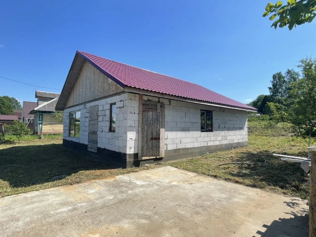 Купить дом на улице Старая Ляча в Ярославской области. Вариант № 17002, 2, площадь -  квм, цена 2750000 рублей