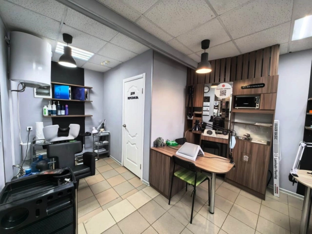 Купить коммерческую недвижимость в Омске. Вариант № 50168, 2, площадь -  квм, цена 4980000 рублей