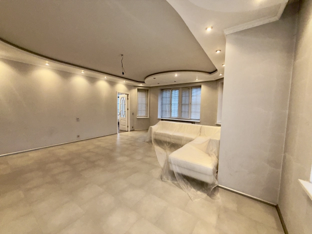 Купить дом в Москве. Вариант № 9958474, 36, площадь -  квм, цена 115000000 рублей