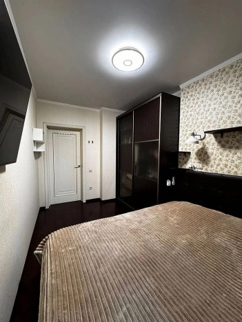 Купить двухкомнатную квартиру в районе Кировский в Ростове-на-Дону. Вариант № 1592941, 5, площадь -  квм, цена 6999000 рублей