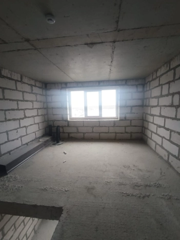 Купить двухкомнатную квартиру в Ленинградской области. Вариант № 9121285, 4, площадь -  квм, цена 5000000 рублей