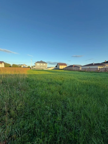 Купить земельный участок в Ленинградской области. Вариант № 7608104, 0, площадь -  квм, цена 2850000 рублей