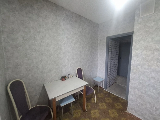 Купить двухкомнатную квартиру в Иркутской области. Вариант № 9423921, 8, площадь -  квм, цена 4800000 рублей