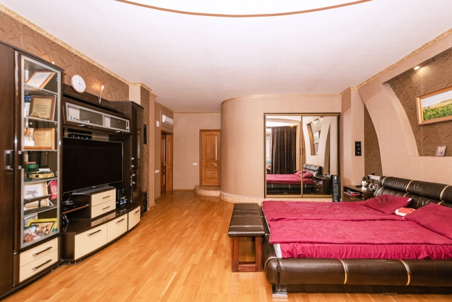 Купить дом в Лакинске. Вариант № 2577, 17, площадь -  квм, цена 36500000 рублей