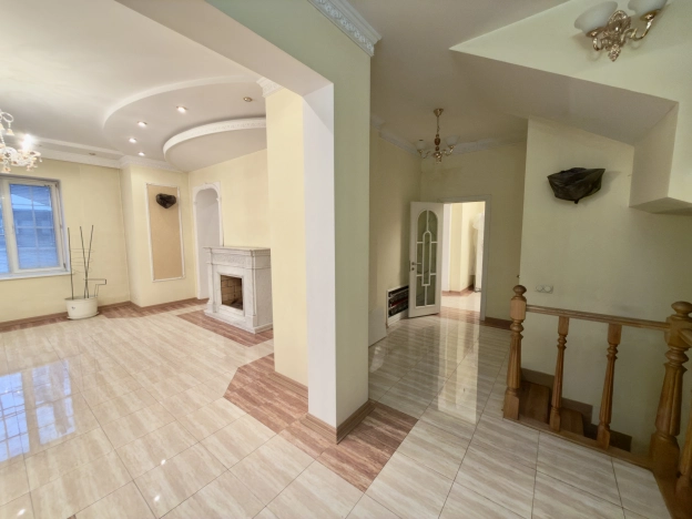 Купить дом в Москве. Вариант № 9958474, 17, площадь -  квм, цена 115000000 рублей