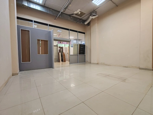 Купить торговые помещения в Москве. Вариант № 12941, 2, площадь - квм, цена 2600000 рублей