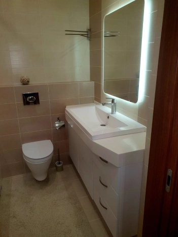 Купить трехкомнатную квартиру на вторичке у метро Площадь Гарина-Михайловского в Новосибирске. Вариант № 43993, 7, площадь -  квм, цена 13120000 рублей